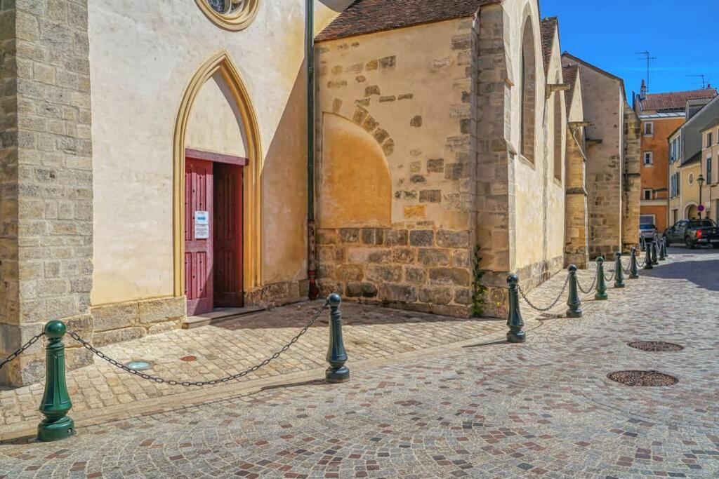 Studio Charmant Au Coeur Du Vieux Corbeil Corbeil-Essonnes Exterior photo